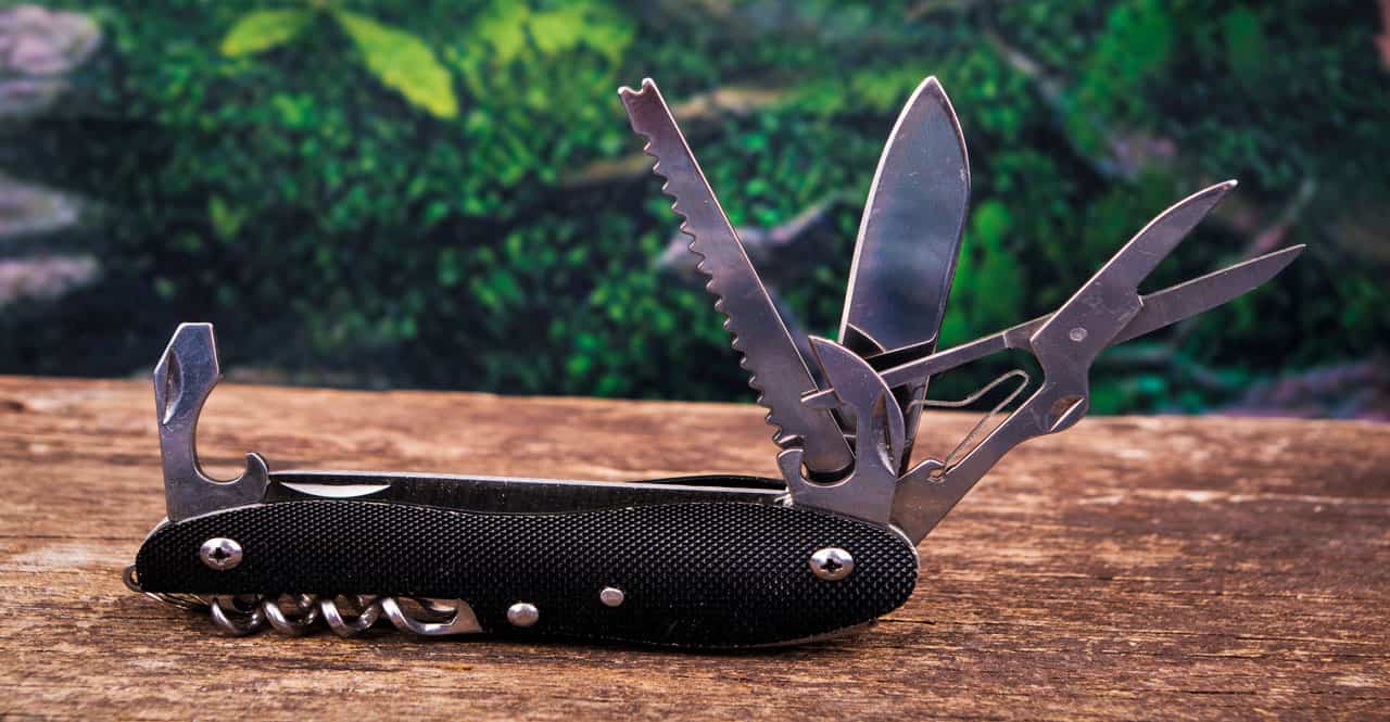 Best Swiss Army Knives Featured Image