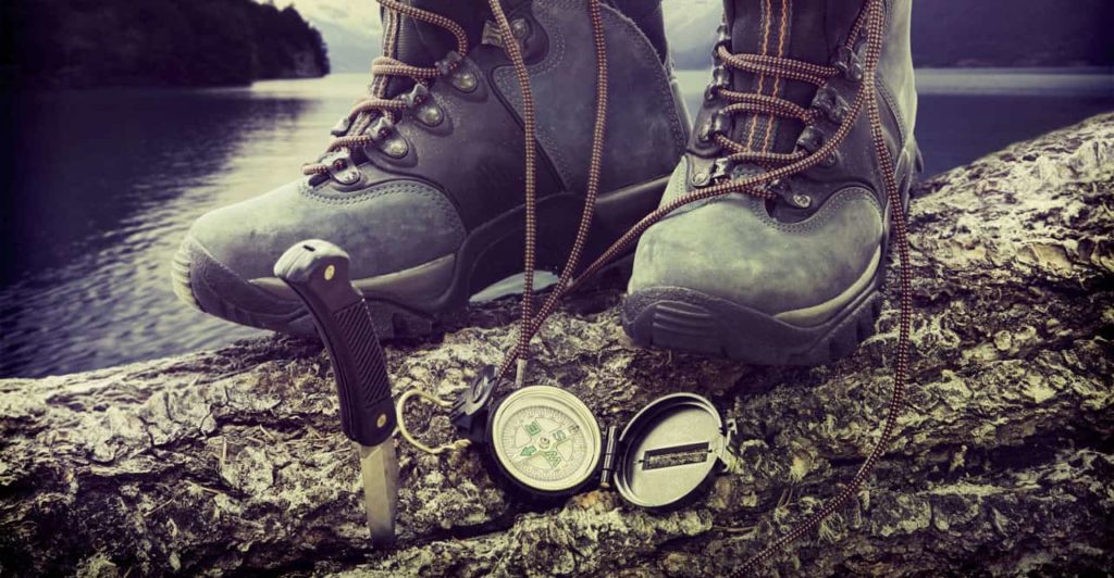 Best Boot Knives Featured Image